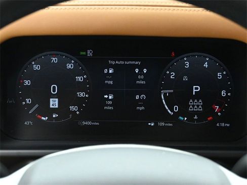 Used 2024 Land Rover Defender 130 S image 27