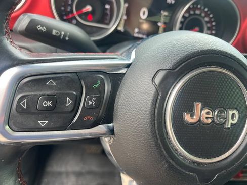 Used 2020 Jeep Wrangler Unlimited Rubicon w/ Dual Top Group AWD/4WD image 23