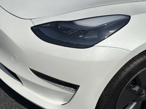 Used 2023 Tesla Model 3 Standard Range RWD image 9
