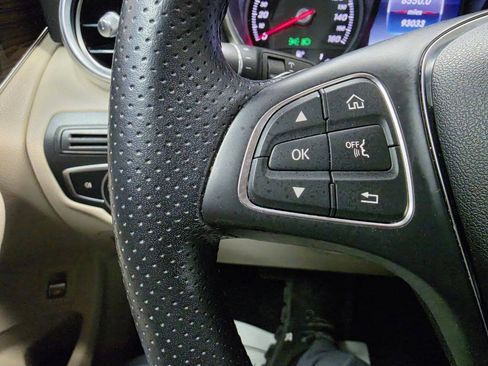 Used 2019 Mercedes-Benz GLC 300 image 23