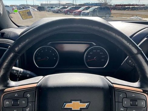 Used 2019 Chevrolet Silverado 1500 High Country w/ High Country Premium Package AWD/4WD image 20