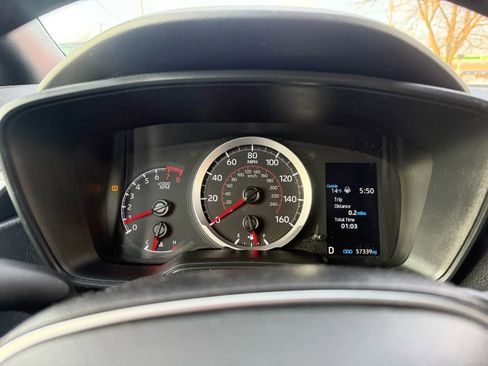 Used 2022 Toyota Corolla SE image 29