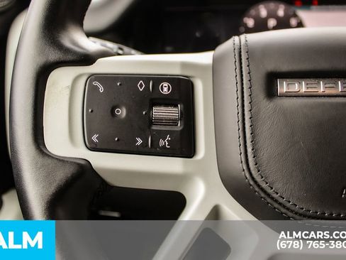 Used 2024 Land Rover Defender 110 X-Dynamic SE image 28