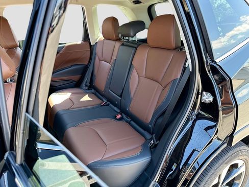 Used 2022 Subaru Forester Touring AWD/4WD image 26