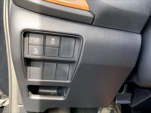 Used 2017 Honda CR-V EX image 36