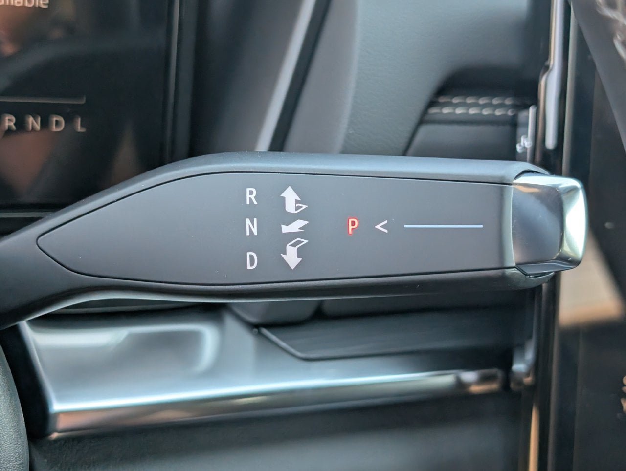 New 2027 GMC Terrain Elevation w/ LPO, Floor Liner Package FWD image 17