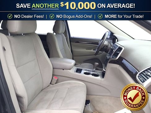 Used 2012 Jeep Grand Cherokee Laredo w/ Laredo E Group image 21