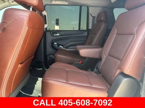 Used 2020 Chevrolet Suburban Premier w/ Premier Plus Edition AWD/4WD image 13