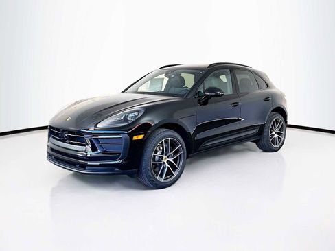 New 2026 Porsche Macan AWD/4WD image 1