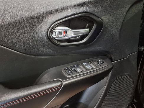 Certified 2022 Jeep Cherokee Trailhawk w/ Sun, Sound & Nav Group image 17