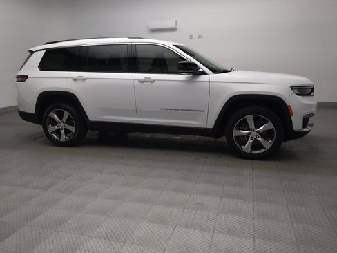 Used 2021 Jeep Grand Cherokee L Limited RWD image 11