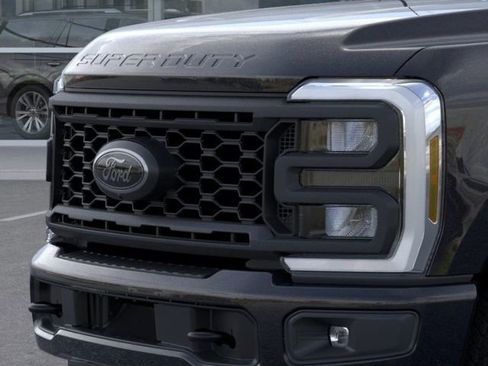 New 2025 Ford F250 Lariat w/ Lariat Ultimate Package image 17