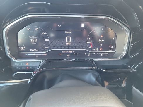 Used 2022 GMC Sierra 1500 SLT w/ SLT Convenience Package image 27