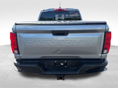 Used 2024 Chevrolet Colorado Trail Boss w/ Technology Package AWD/4WD image 4