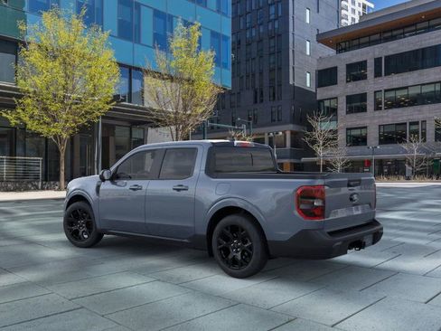 New 2025 Ford Maverick Lariat w/ Black Appearance Package image 4
