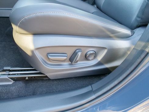 Used 2025 Toyota Crown Signia image 15