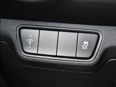 Used 2023 Kia Forte LXS image 26