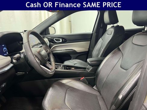 Certified 2023 Jeep Compass Limited w/ Elite Group AWD/4WD image 16