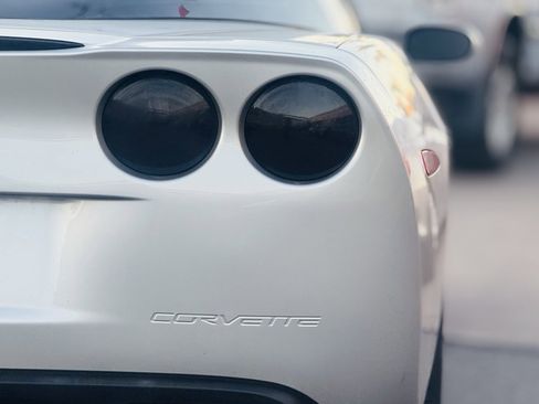 Used 2008 Chevrolet Corvette Coupe w/ Preferred Equipment Group image 9