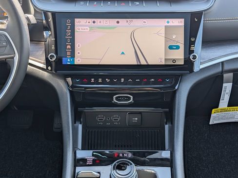 New 2026 Jeep Grand Cherokee Limited AWD/4WD image 9