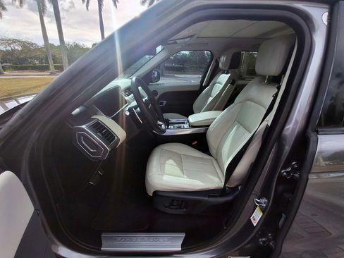 Used 2018 Land Rover Range Rover Sport Supercharged AWD/4WD image 22