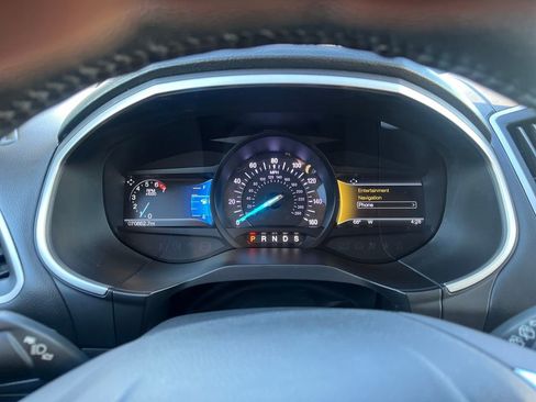 Used 2018 Ford Edge SEL w/ Equipment Group 201A image 16