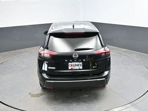 Used 2024 Nissan Rogue SV FWD image 29