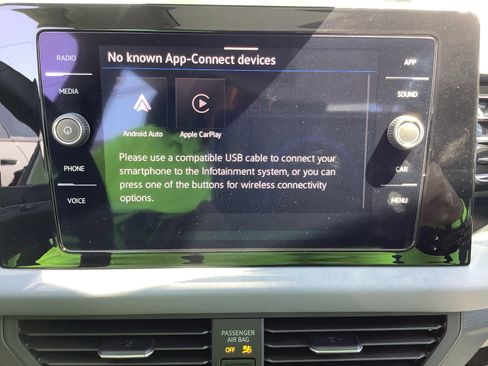 New 2025 Volkswagen Jetta SE image 16