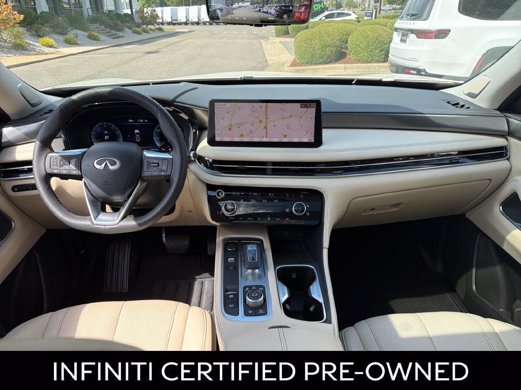 Certified 2024 INFINITI QX60 Luxe w/ Vision Package FWD image 2