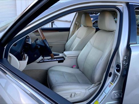 Used 2013 Lexus ES 300h Hybrid w/ Luxury Pkg image 8