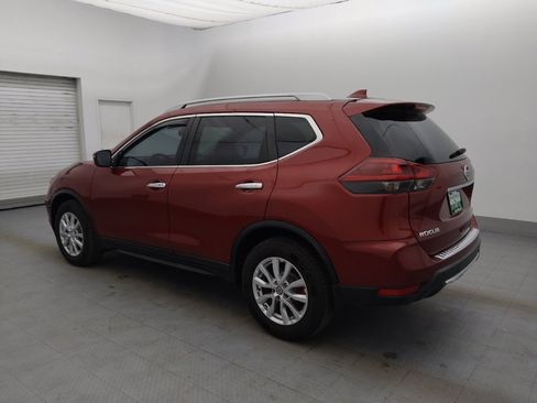 Used 2019 Nissan Rogue SV FWD image 3