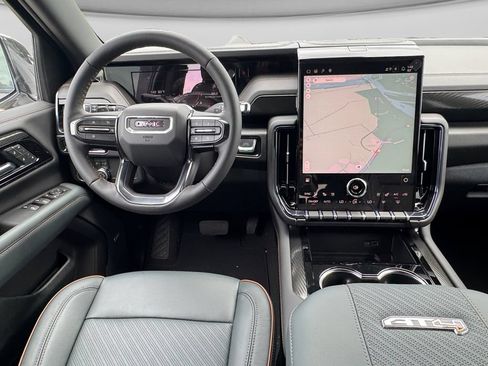 New 2026 GMC Yukon AT4 w/ AT4 Premium Package AWD/4WD image 18