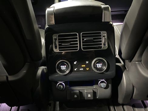 Used 2019 Land Rover Range Rover Supercharged image 15