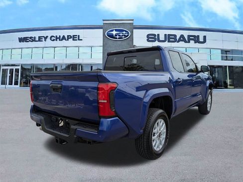 Used 2025 Toyota Tacoma SR5 w/ SR5 Upgrade Package image 5