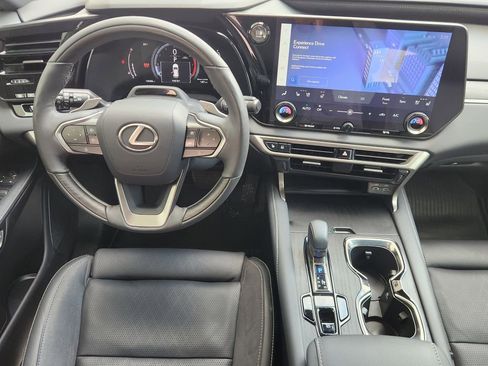 Certified 2023 Lexus RX 350 FWD w/ Accessory Package image 27