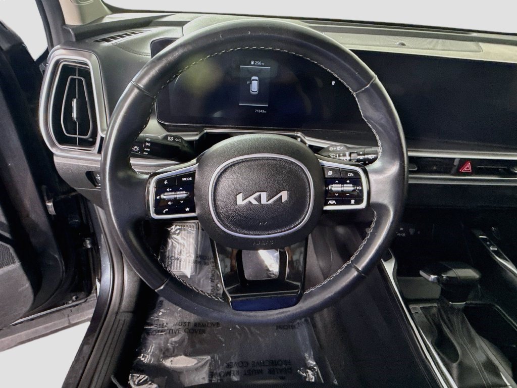 Used 2024 Kia Sorento S AWD/4WD image 12