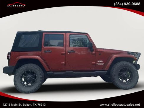 Used 2014 Jeep Wrangler Unlimited Sahara w/ Connectivity Group image 1