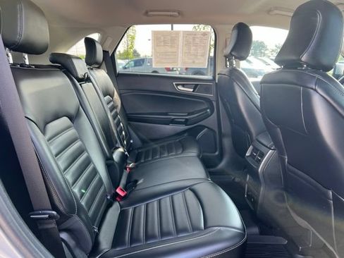 Certified 2024 Ford Edge SEL w/ Convenience Package AWD/4WD image 13