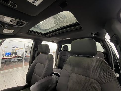 Used 2024 GMC Canyon Elevation w/ Convenience Package AWD/4WD image 28