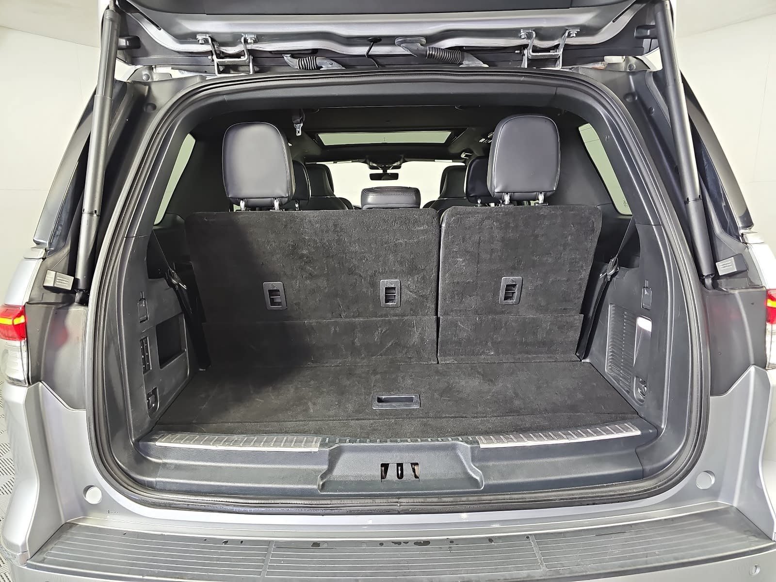 Used 2023 Lincoln Navigator Reserve AWD/4WD image 12