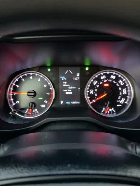Used 2021 Toyota RAV4 XLE w/ Convenience Package AWD/4WD image 11