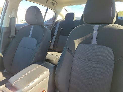 Used 2025 Nissan Sentra SV image 15