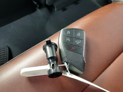 Used 2023 GMC Sierra 1500 Denali Ultimate image 29