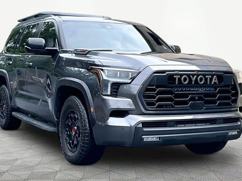 Used 2024 Toyota Sequoia TRD Pro AWD/4WD image 3