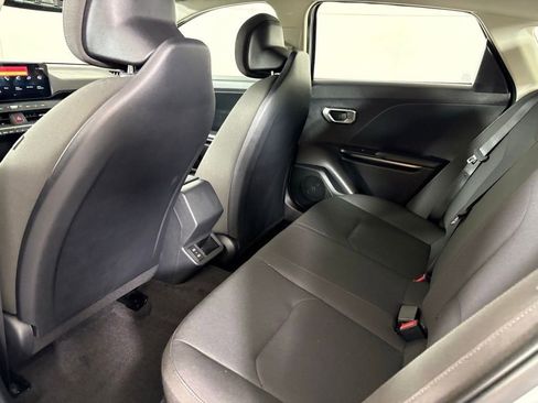 New 2026 Kia K4 LXS image 34