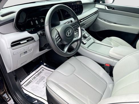 Used 2025 Hyundai Palisade SEL FWD image 25