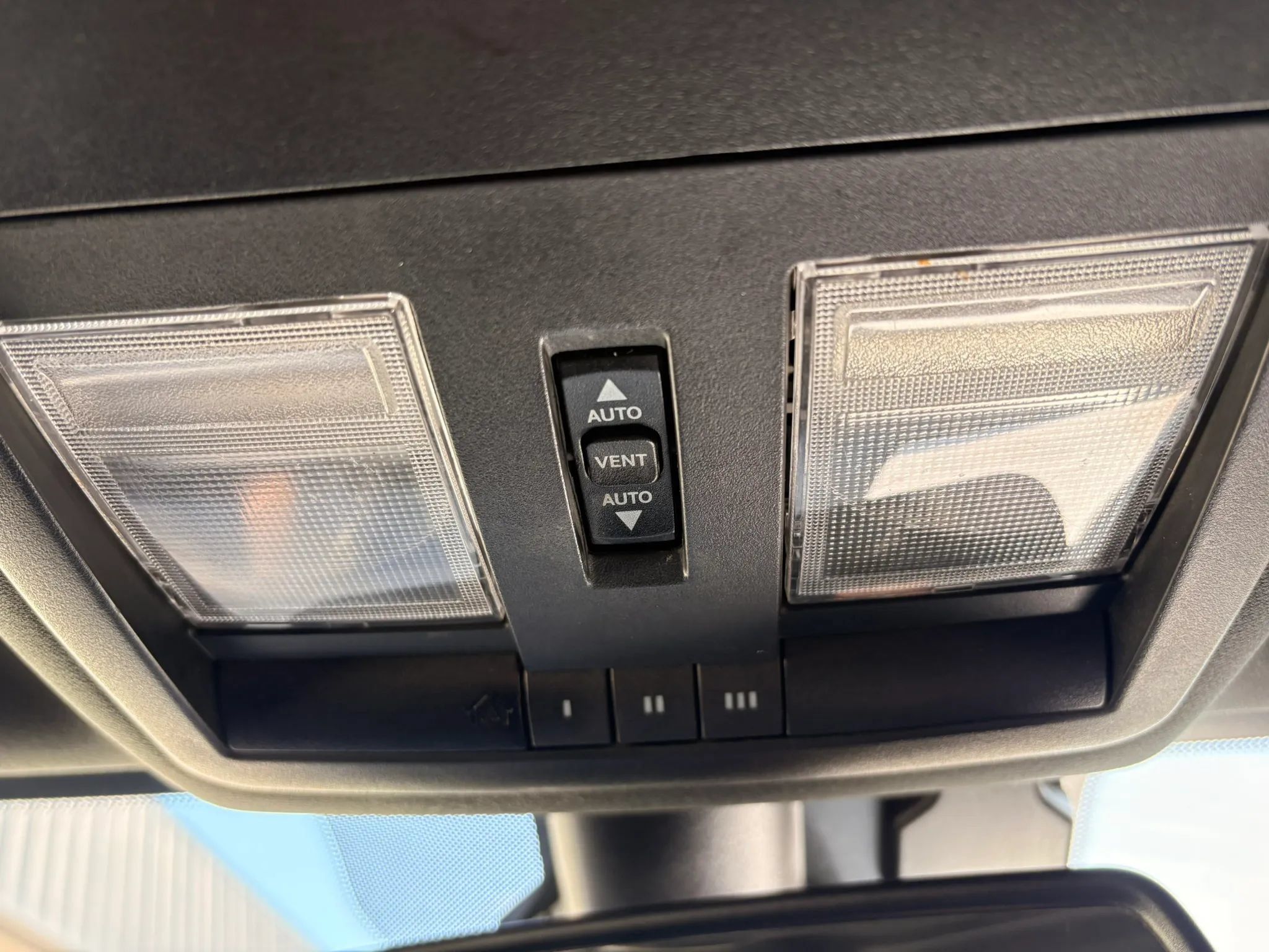 Used 2018 Dodge Challenger SXT Plus RWD image 21