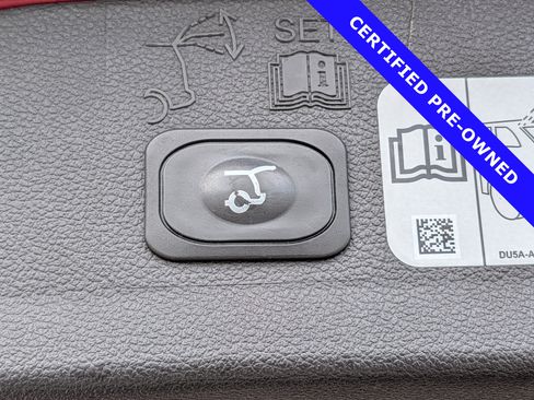 Certified 2018 Ford Escape Titanium image 14