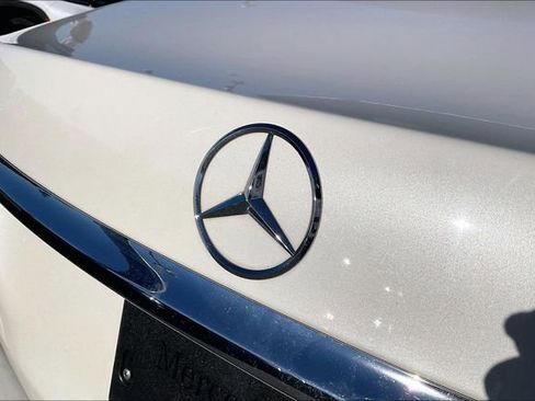 Used 2018 Mercedes-Benz E 300 image 7
