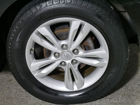 Used 2011 Hyundai Tucson GLS FWD image 15
